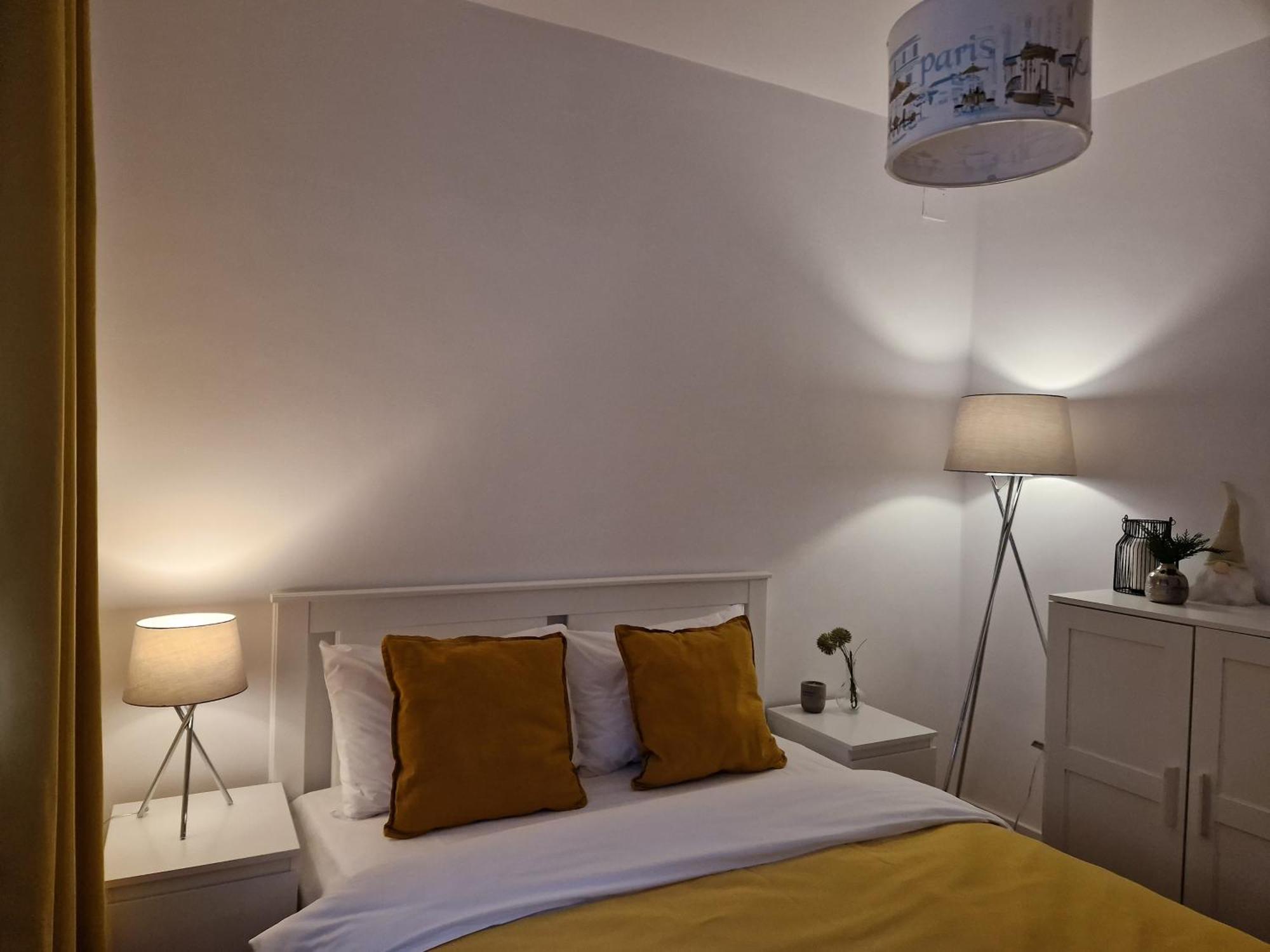 Mv Central Apartment & Garage - Self Check-In Timisoara Luaran gambar